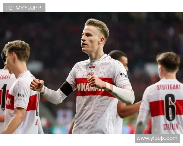 德国足球明星的魅力与成就解析及其对足球界的影响