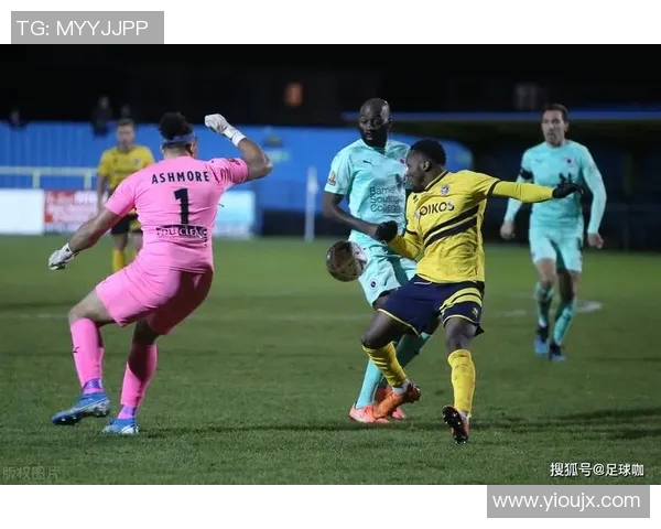 足球明星感染新冠状病毒引发全球关注球迷担忧健康与比赛前景